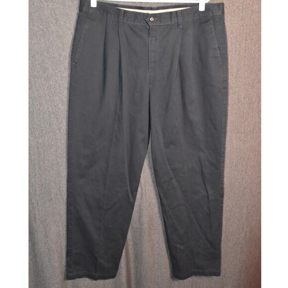 Dockers No Wrinkle Twill Men's 40x32 Pleated Khaki Pants Black - Picture 1 of 10